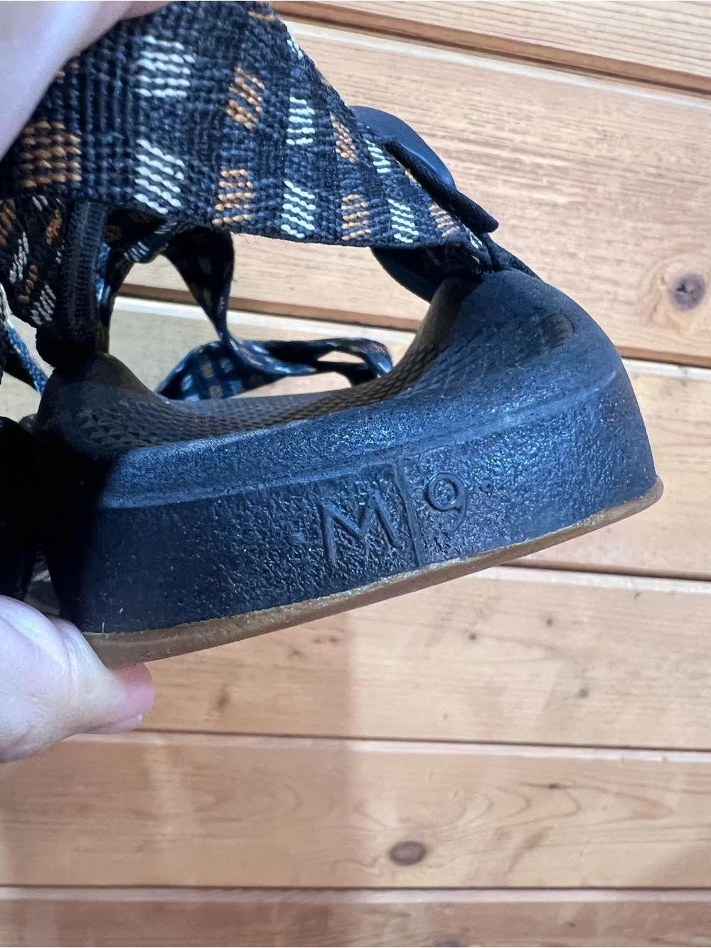Chaco Z/Cloud Sandals Men’s 9 Black Cushioned Hiking Water Sandals
